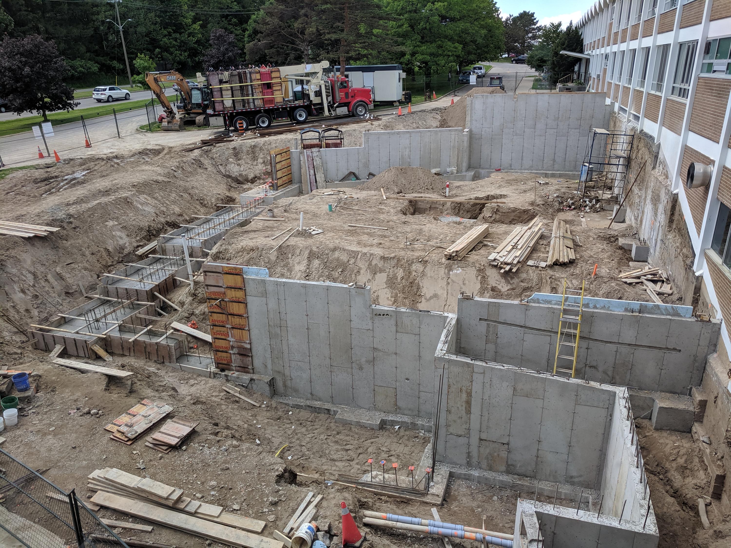 concrete walls go up during construction