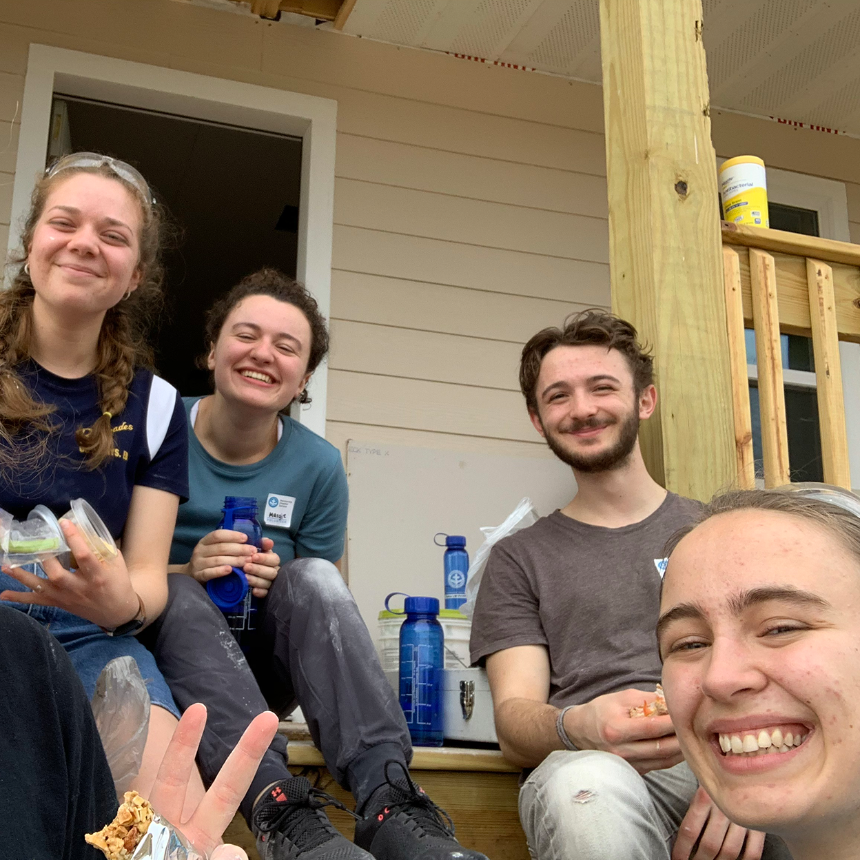 Grebel students take a selfie on a MDS tri[