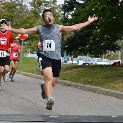 Participants running.