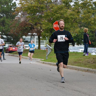 Participants running.