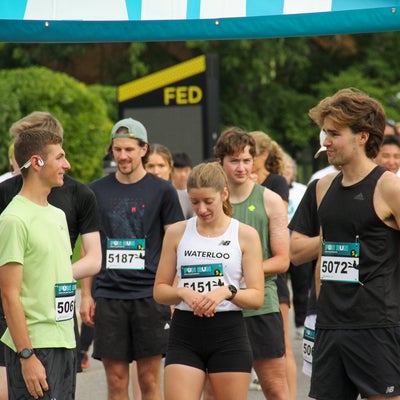 Starting line runners talking