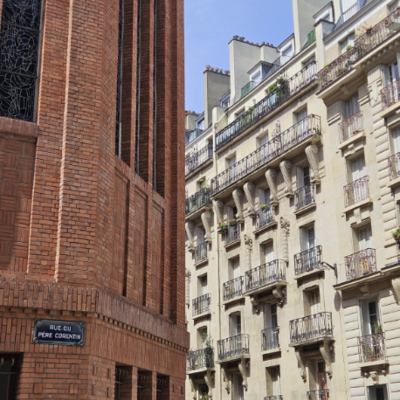  Image contrasting the architecture styles found in Paris.