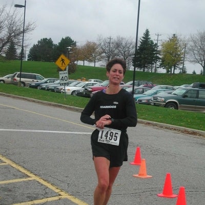 Runner number 1495 running.