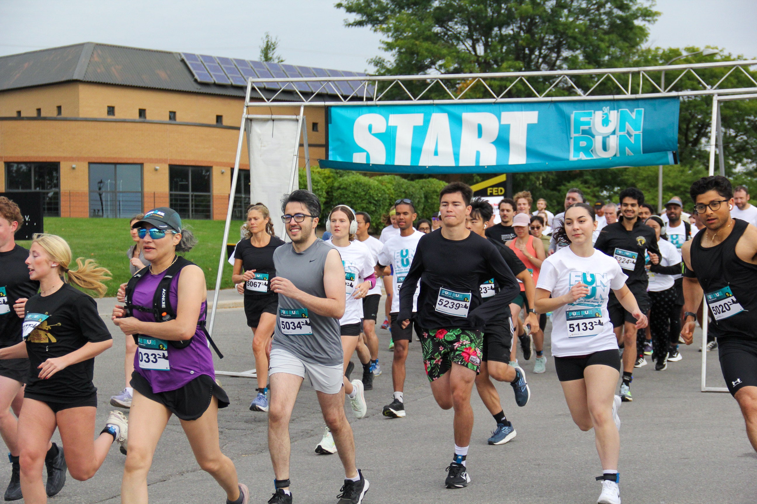 Starting line runners