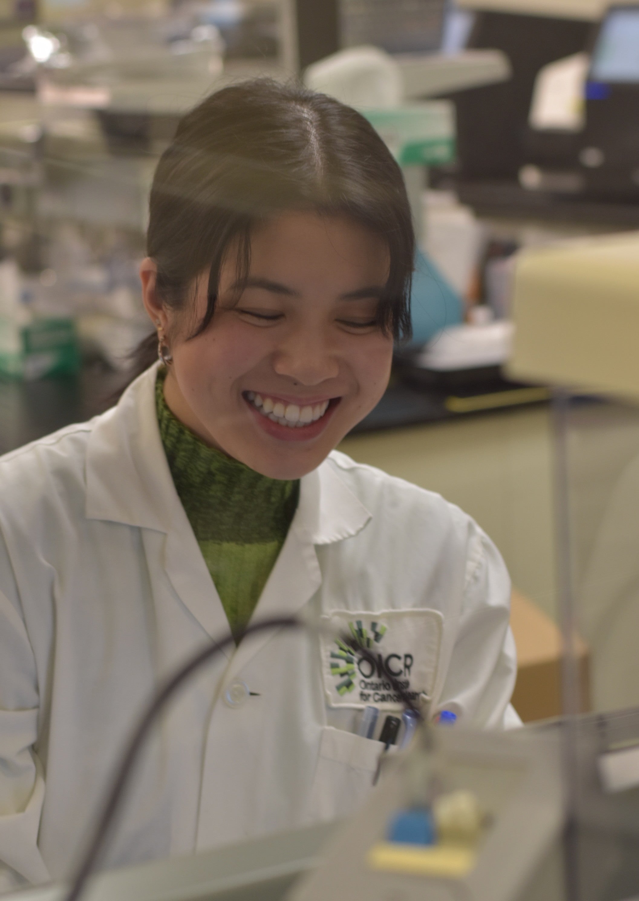 Waterloo co-op student Kealey Nguyen works in the lab at OICR