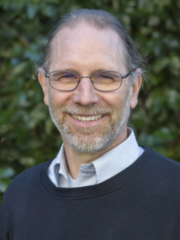 headshot of Hartmut Haffner