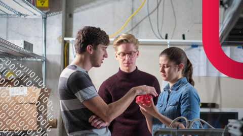 IQC researchers working on quantum ideas in a lab