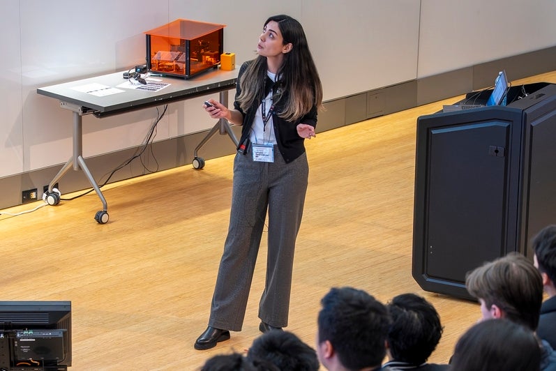Forouzan Forouharmanesh presenting at IQC's Youth Quantum Symposium