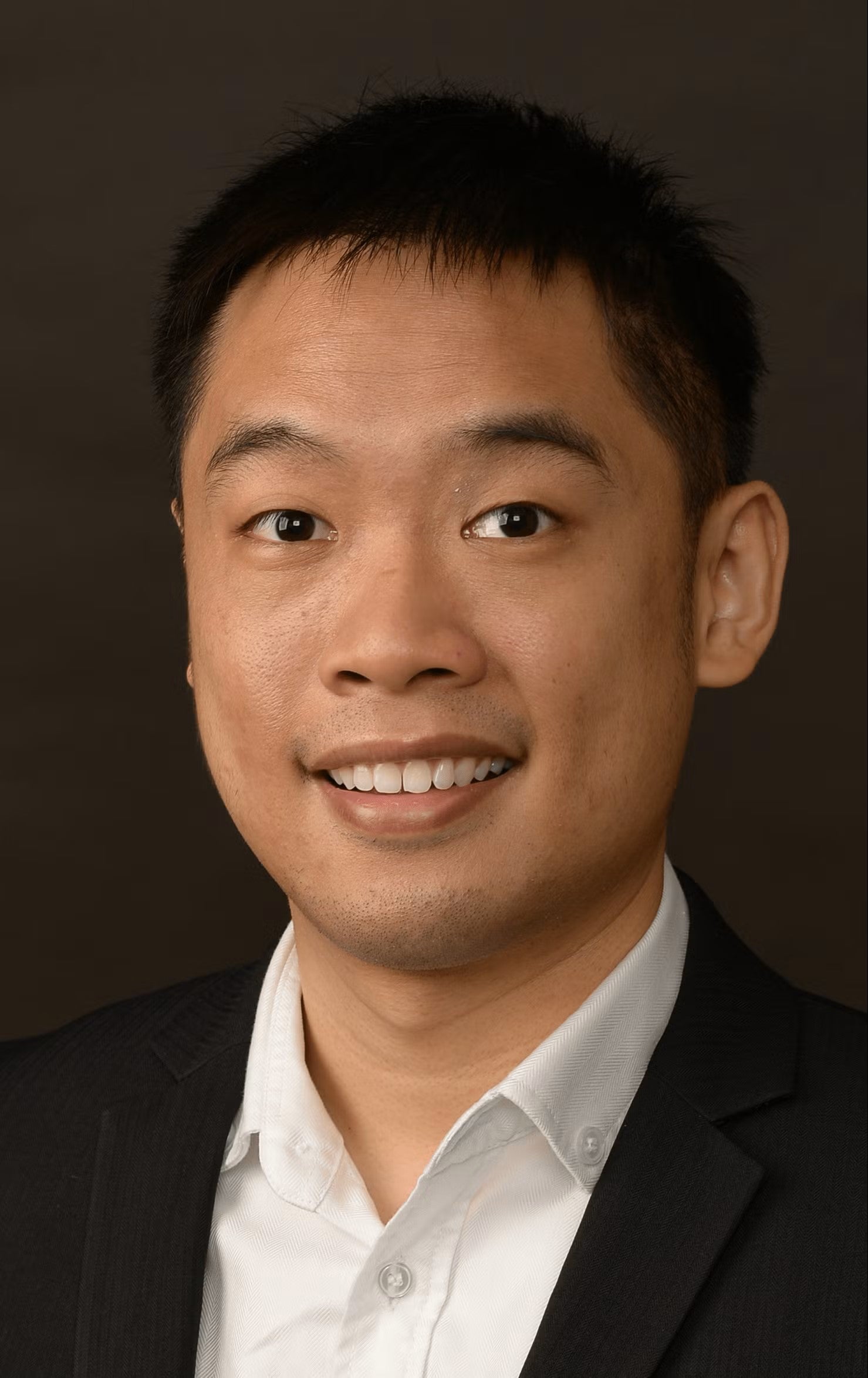 Yanwei Lum