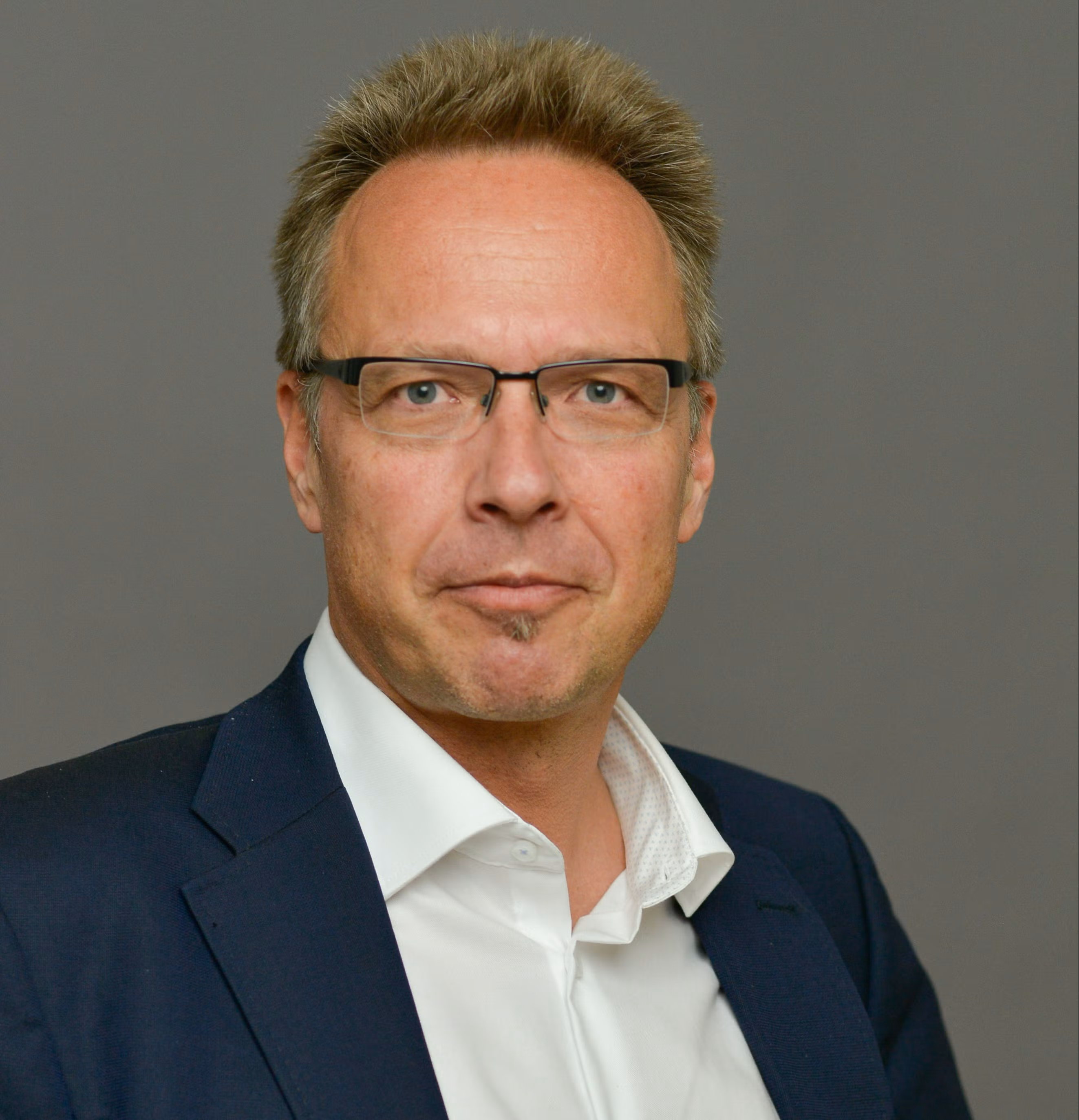Headshot of Ingo Krossing