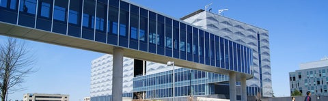 Pedestrian bridge between Engineering 3 and Engineering 5 buildings