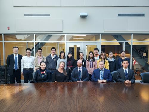 Nanjiing University of Finance and Economics delegation meet with students