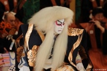 picture of lion dance.