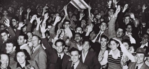 Israelis celebrating independence