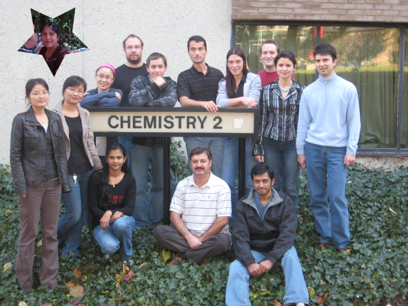 November 2008: group photo! From left to right, front: Annie, Yanjie, Maya, Wiqar, Raj. From left to right, back: Tingting, Chris, Sascha (as guest), Holger, Katja, Bryan, Mariya, Michael.
