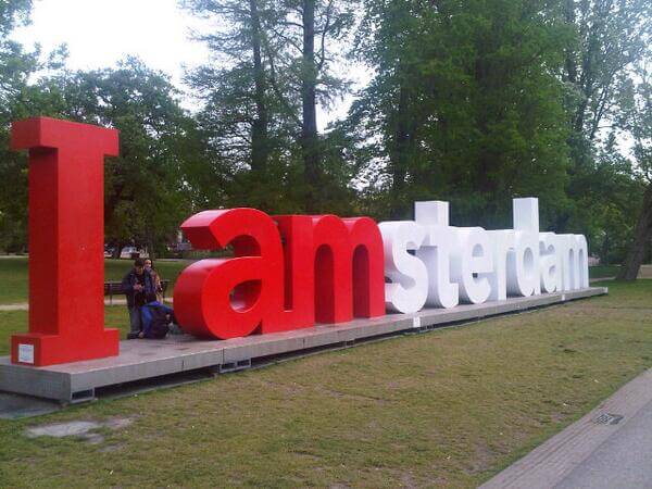 The I amsterdam sign in Vondelpark. Shouldn't that be a KI Amsterdam sign? Our last day, filled with activity.