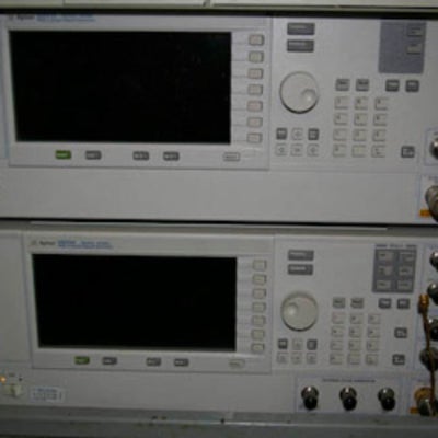 250 kHz to 40 GHz signal generator