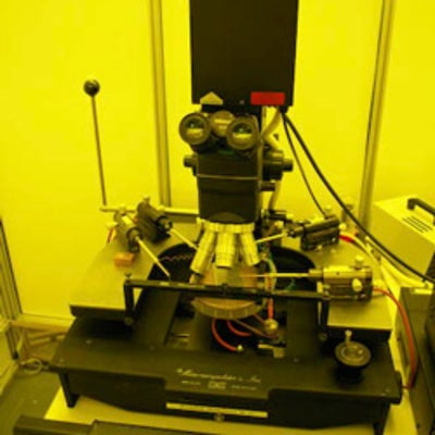 Laser cutter and manipulator