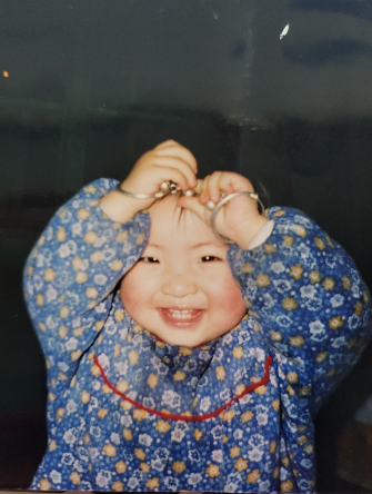 Childhood photo of Joanna Xiong