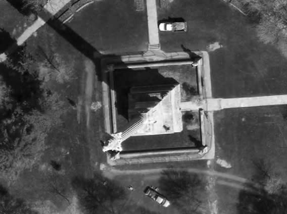 2006 image shows Brock's monument, Queenston Heights