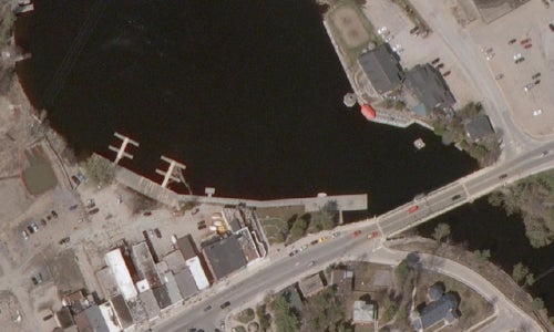 2008 imagery of downtown Huntsville shows main street and river