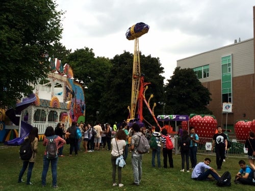 Another angle of the campus festival midway during frosh week.