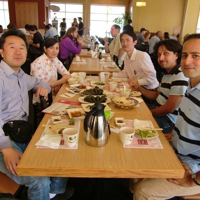 Members of Maglev Microrobotics 2010 having sushi