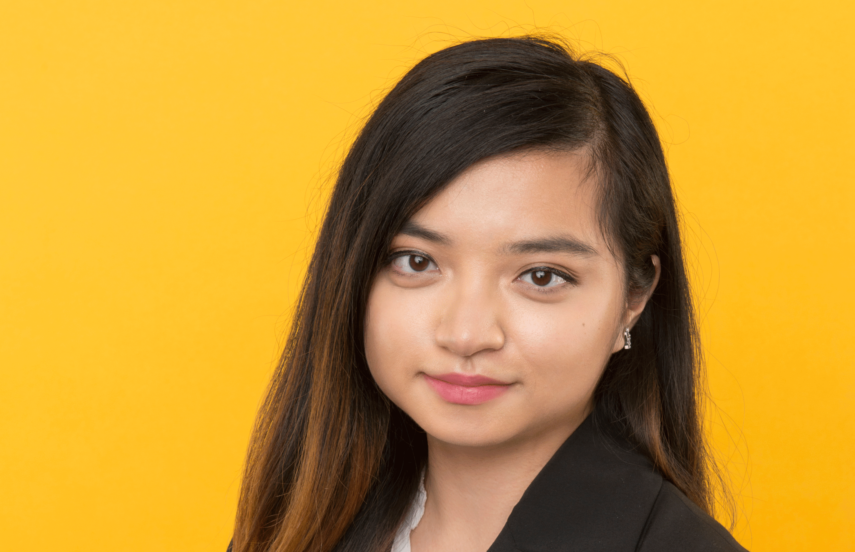 professional headshot of class of 2018 alumnus Christe Wong