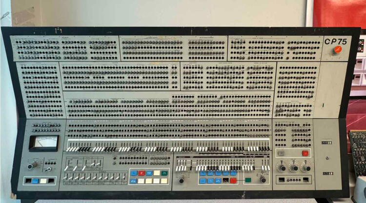 IBM 360 Model 75 panel