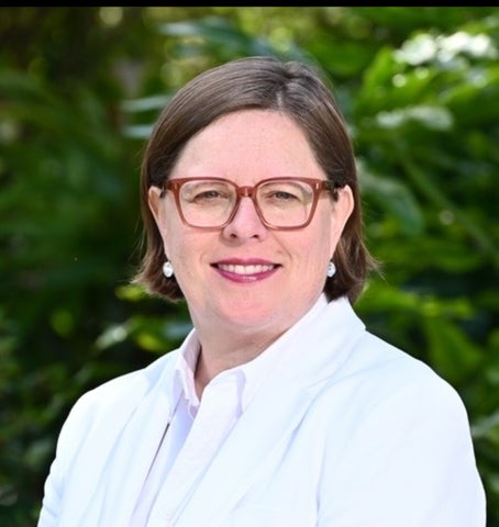 Doris Simcich headshot