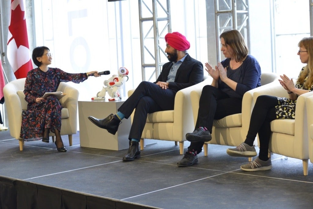 Panel discussion featuring Honourable Navdeep Bains, Minister of Innovation, Science and Economic Development