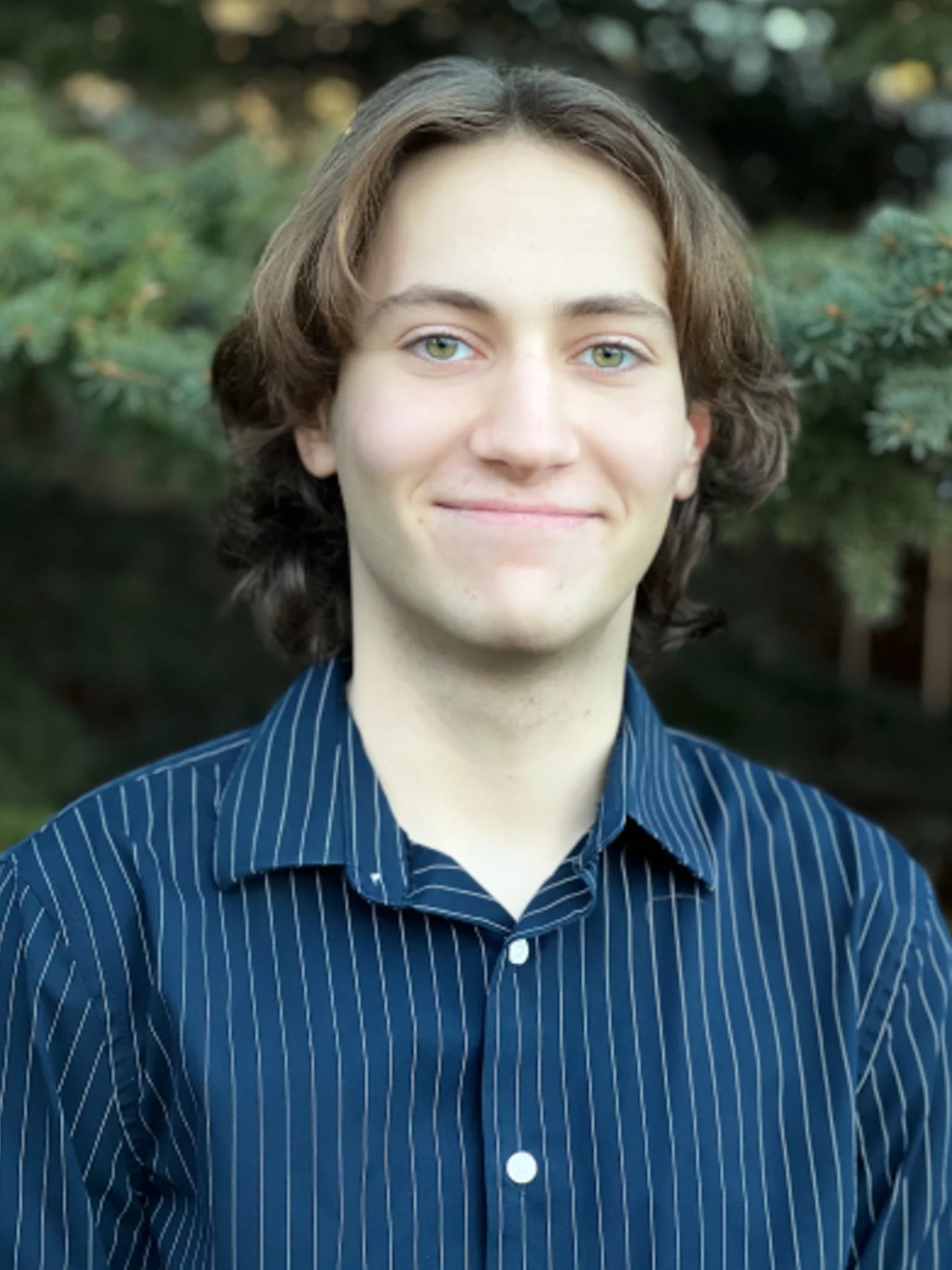 Headshot of Julien Cote