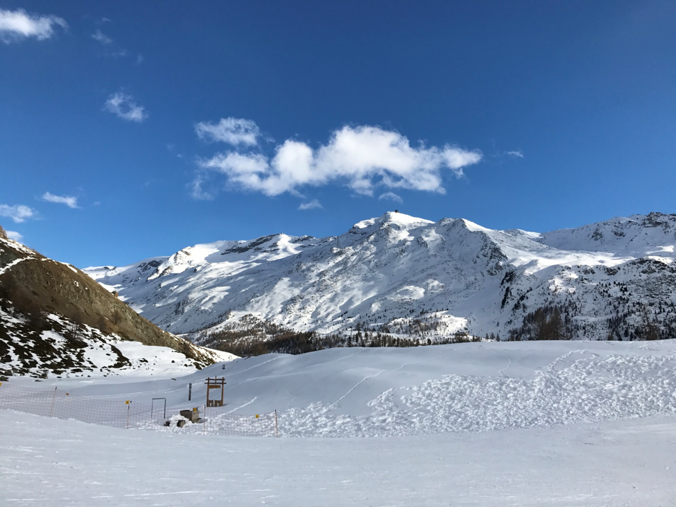 My first-time skiing – in Zermatt, Switzerland (1608m)