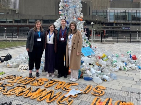 MP researchers at meeting