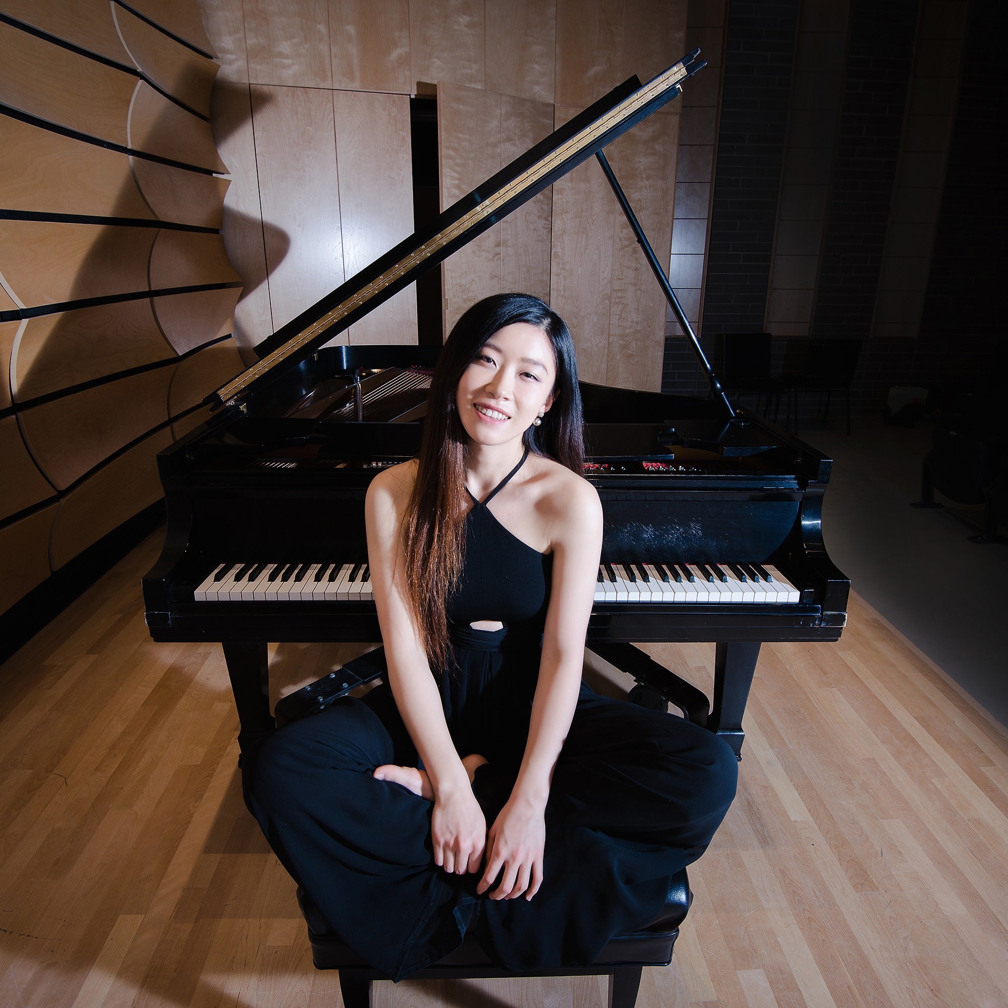 Pianist Kimly Mengyin Wang
