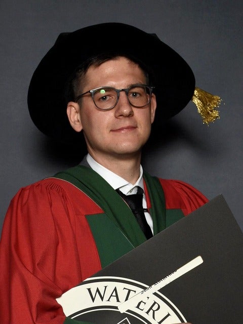 Ivan Kochetkov Headshot