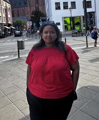 Naomi Profile Picture