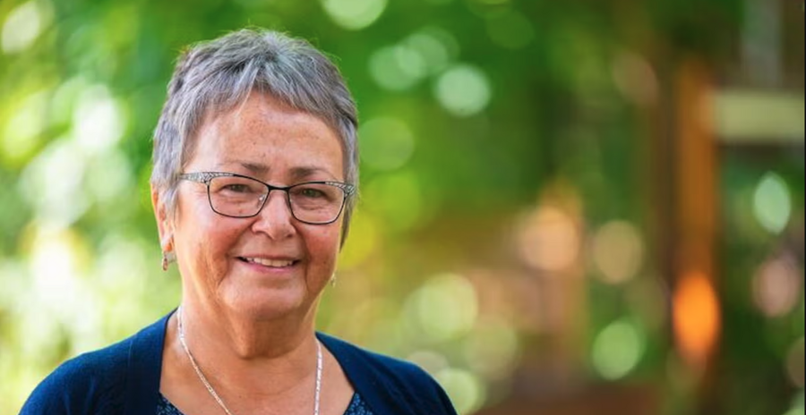 A woman with kind eyes and beautiful smile