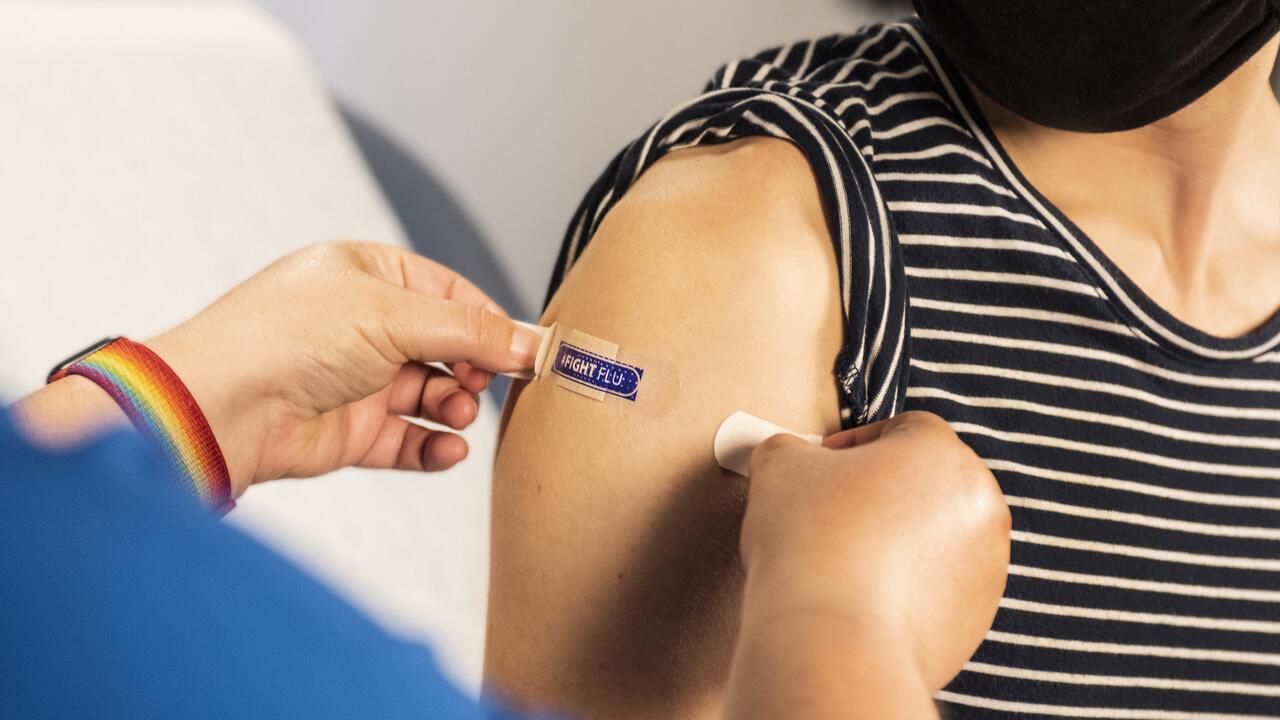 Patient receiving influenza vaccination