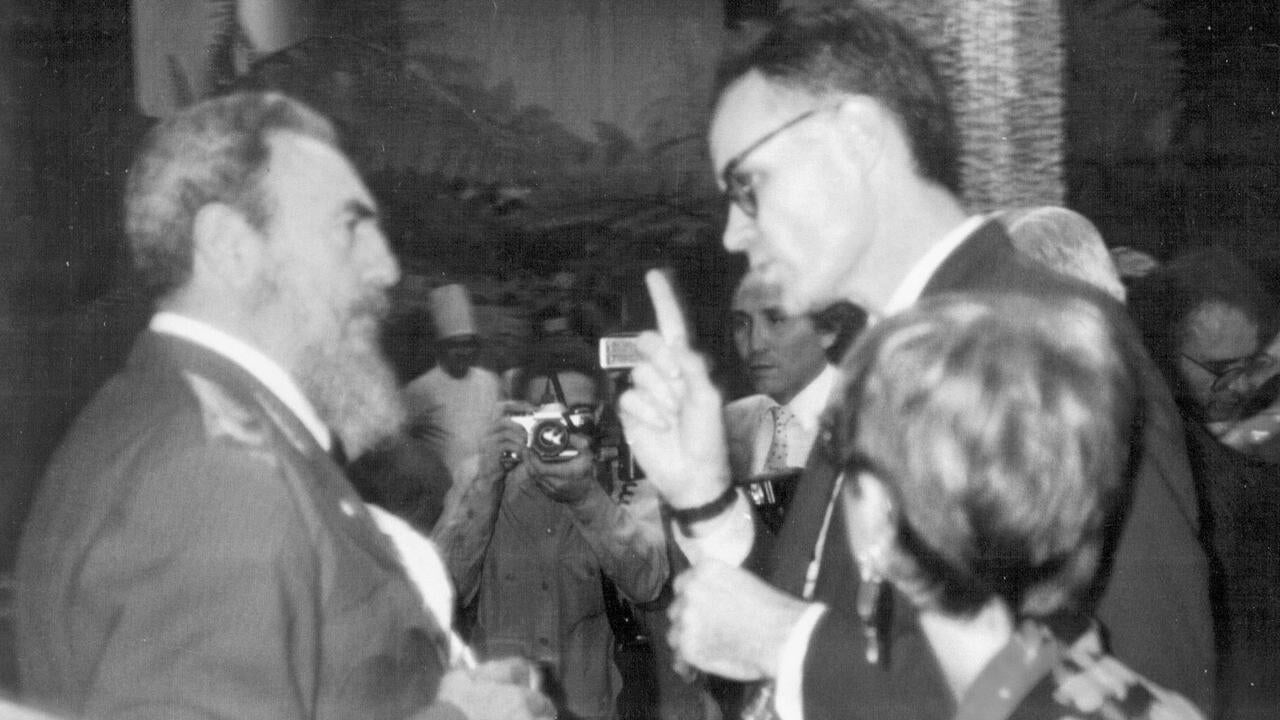 Jim Blight speaking with Fidel Castro