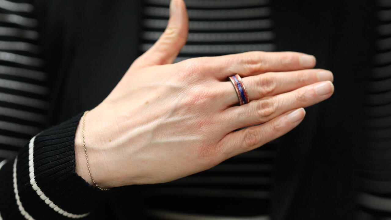 Image of person wearing ring with new antenna