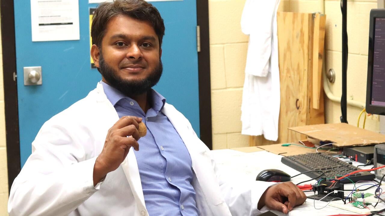 University of Waterloo Engineering PhD candidate Nazmul Hossain helped devise a device that can generate a small amount of elect