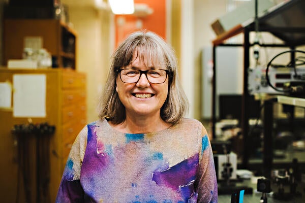 Donna Strickland in lab