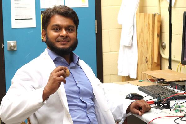 University of Waterloo Engineering PhD candidate Nazmul Hossain helped devise a device that can generate a small amount of elect