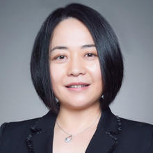 Headshot of Carolyn Ren in a black blazer