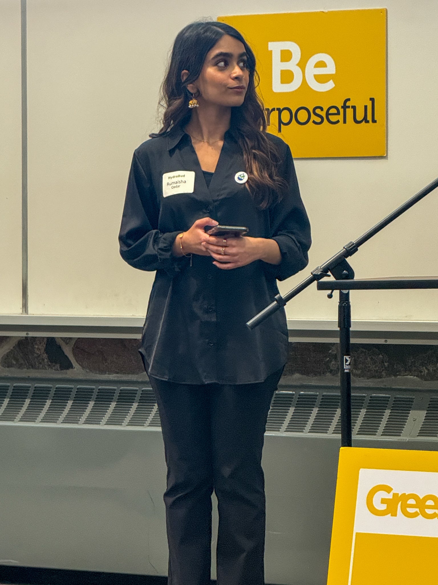 Rumaisha Quadar presenting at the 31st Social Impact Showcase
