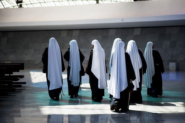 Multilingual nuns