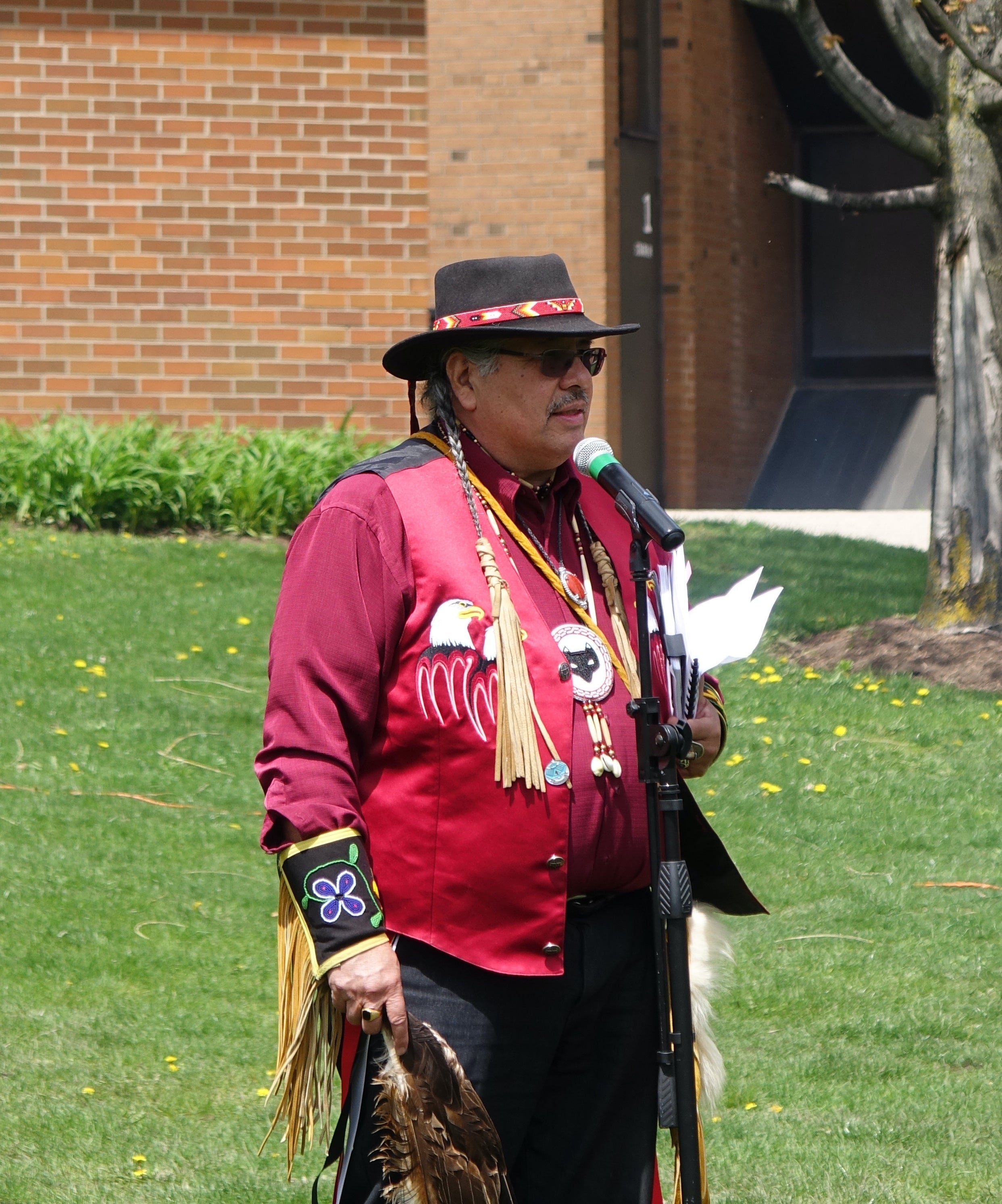 Elder Myeengun Henry
