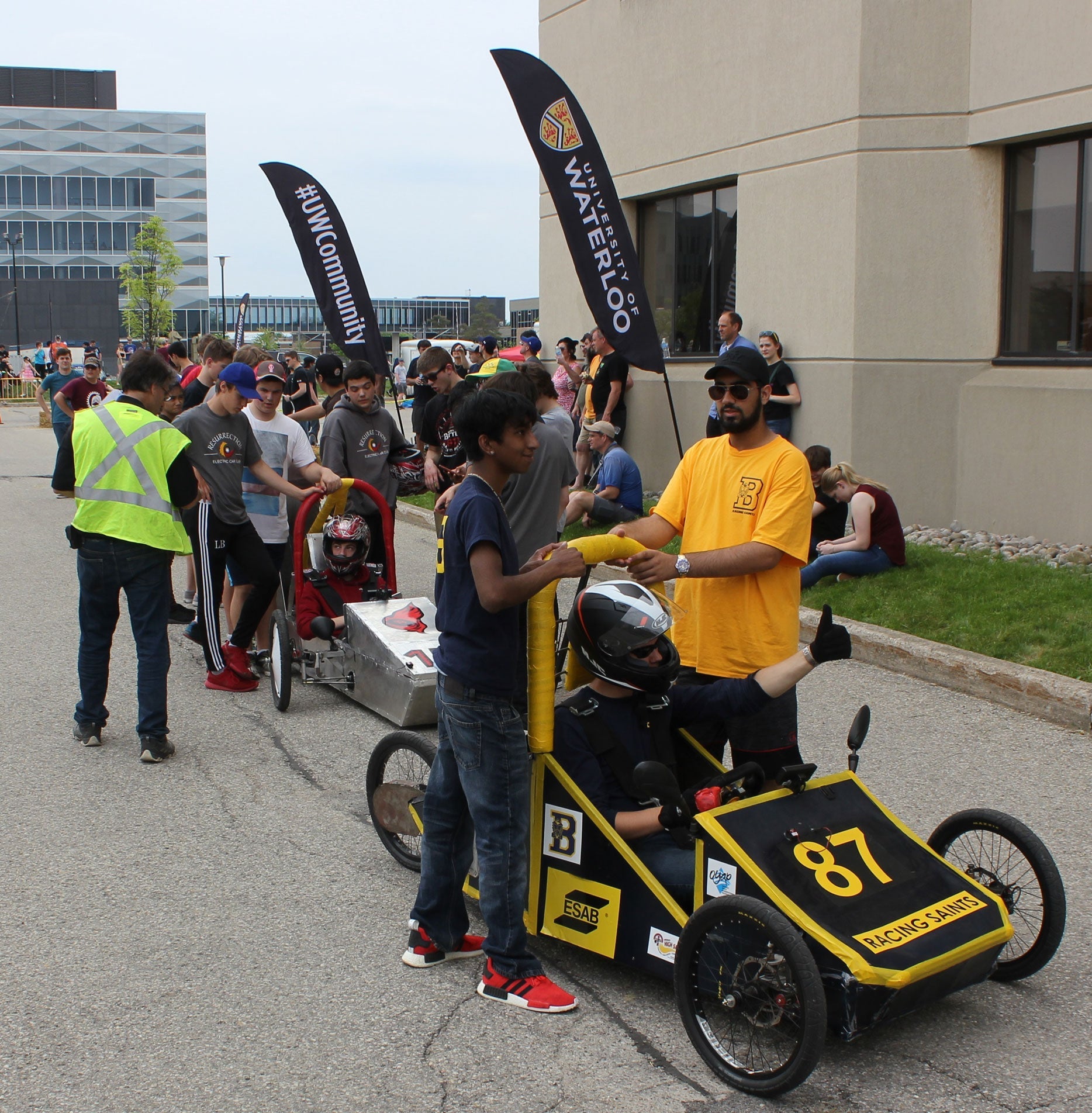 Racers prepare for the race
