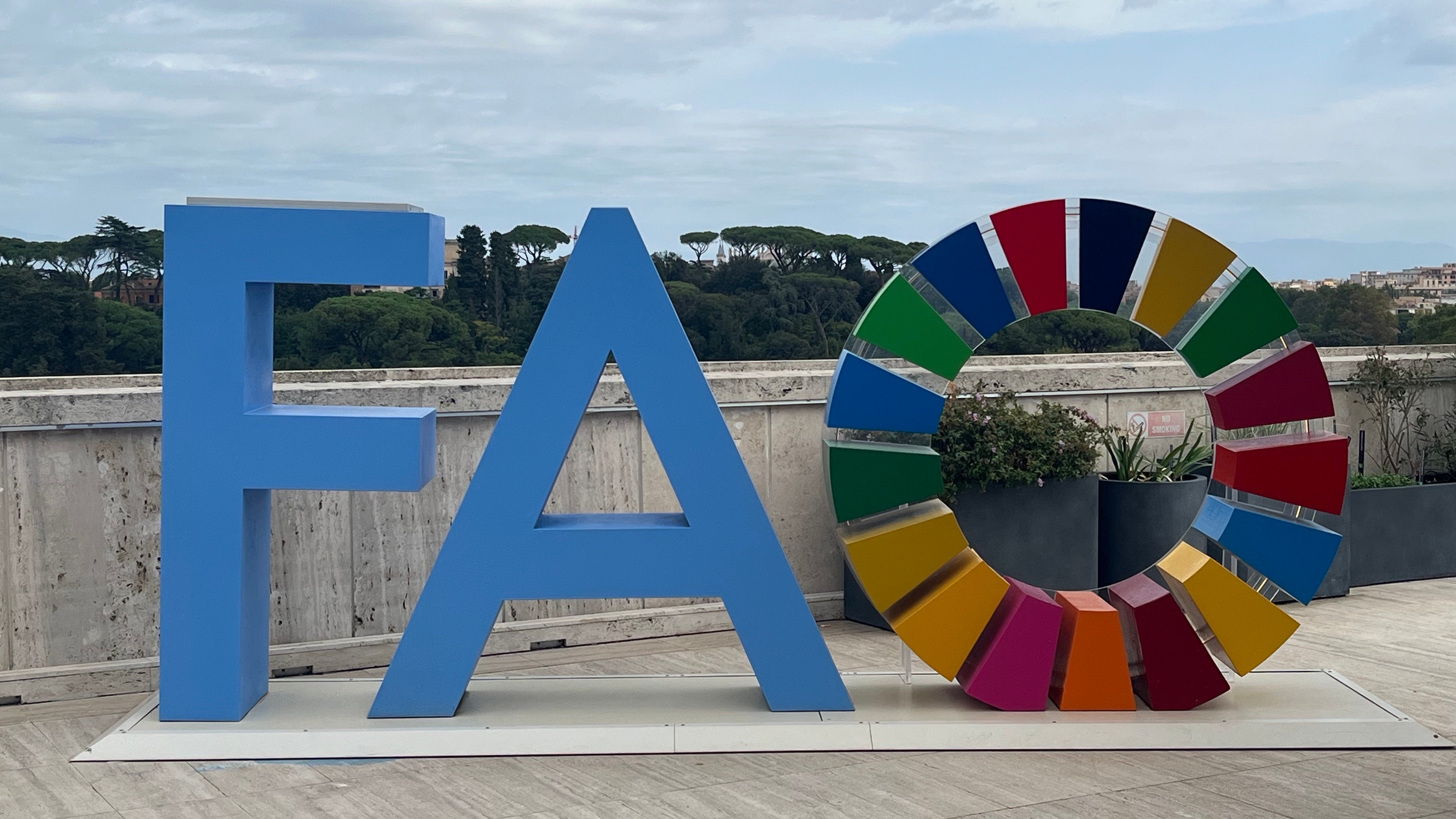 FAO letters, outdoors, in Rome